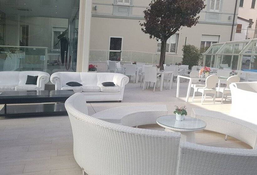 בית מלון כפרי Manzoni Wellness&spa