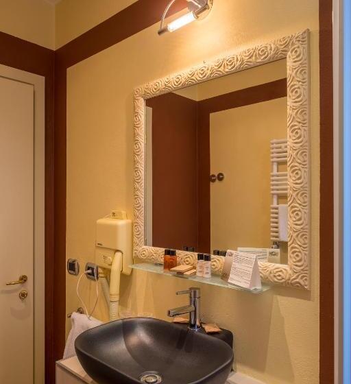 בית מלון כפרי Manzoni Wellness&spa