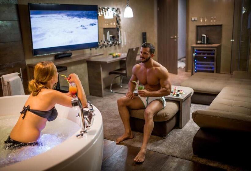 호텔 Mendan Magic Spa & Wellness