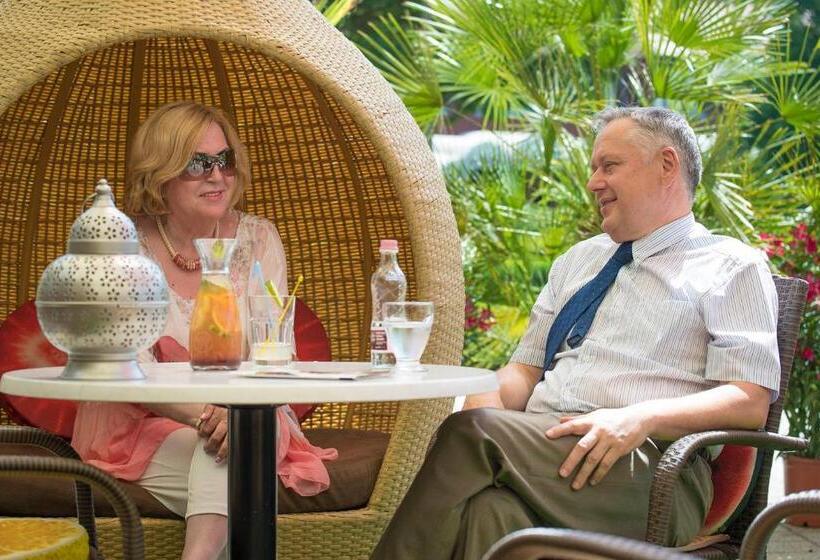 호텔 Mendan Magic Spa & Wellness