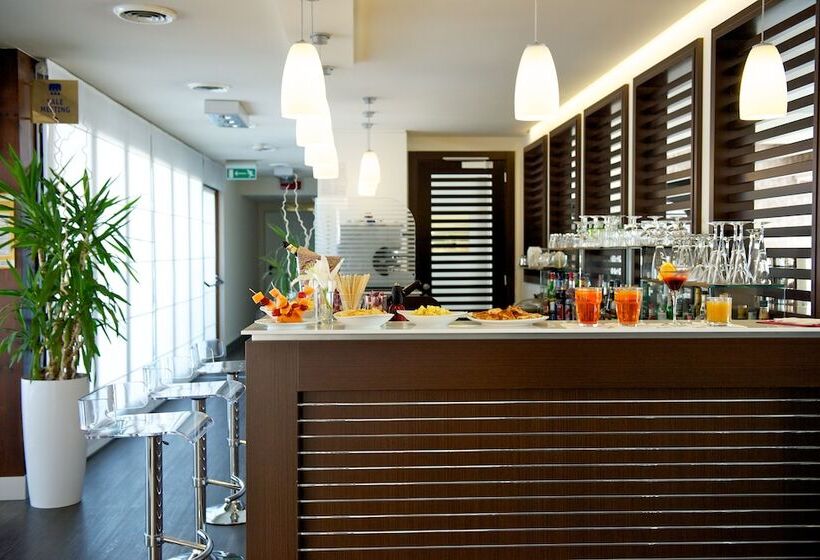 בית מלון כפרי Mercure Bergamo Aeroporto