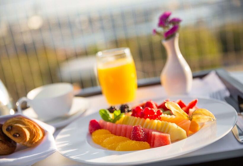 Отель Miramar Barcelona Gl