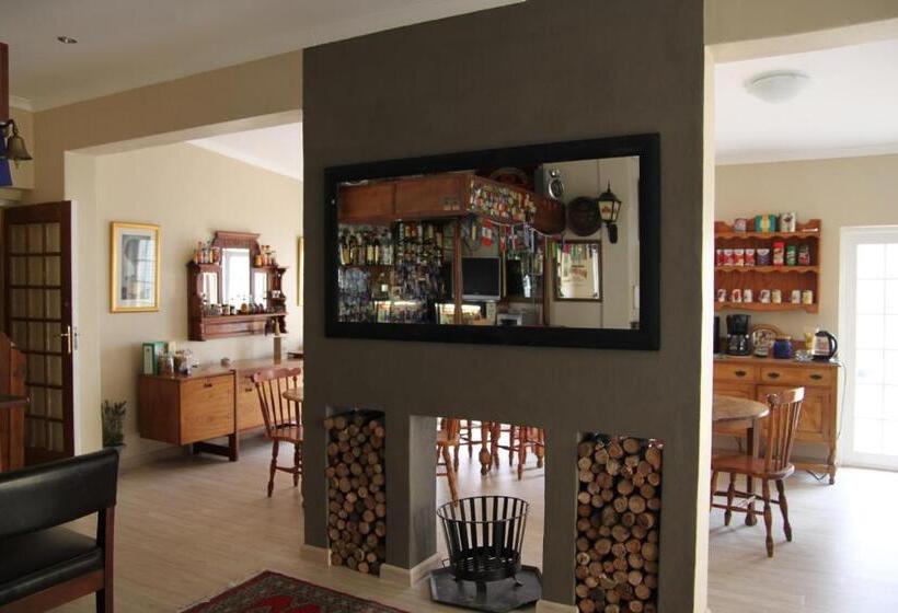 هتل Mountain Manor Guest House & Executive Suites