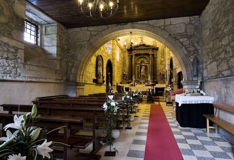 ホテル Pazo De Lestrove By Pousadas De Compostela