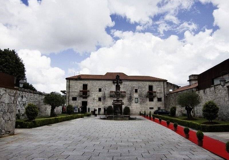 ホテル Pazo De Lestrove By Pousadas De Compostela