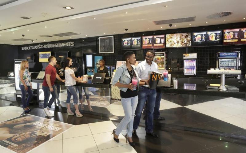 בית מלון כפרי Peermont Metcourt Suites