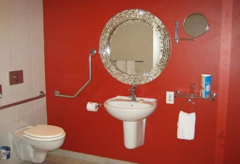 בית מלון כפרי Mondior At Emperors Palace