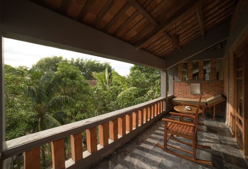 هتل Pilgrimage Village Boutique Resort & Spa