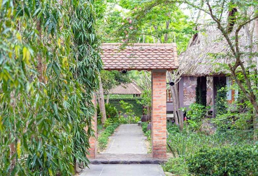 هتل Pilgrimage Village Boutique Resort & Spa