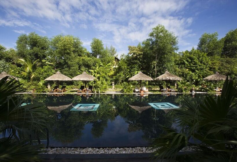 هتل Pilgrimage Village Boutique Resort & Spa