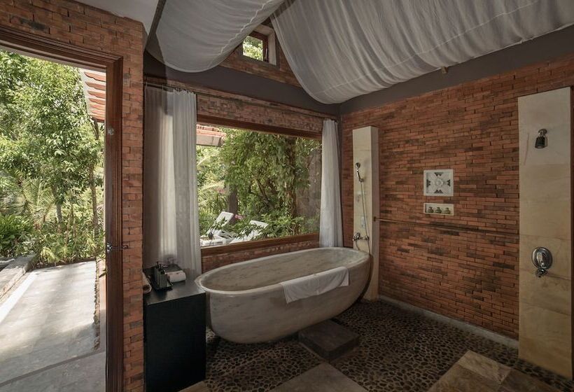 هتل Pilgrimage Village Boutique Resort & Spa