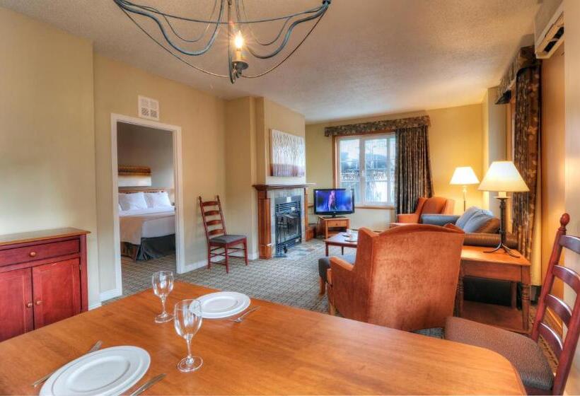 Отель Place Saint Bernard Mont Tremblant