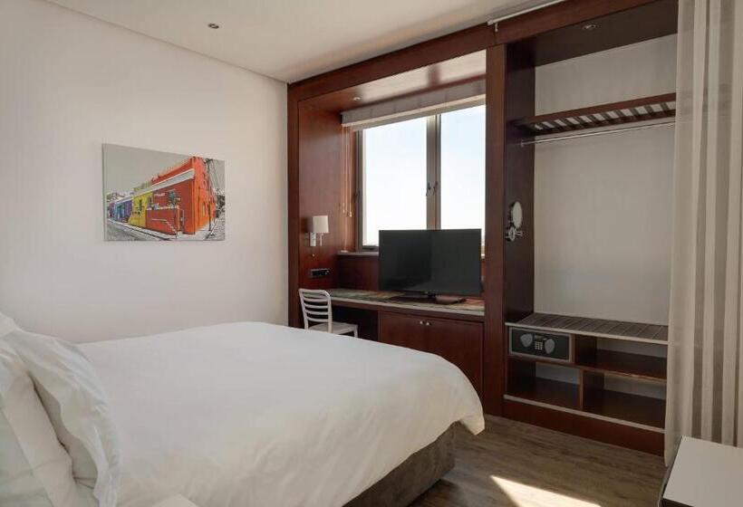 Protea Hotel Fire & Ice By Marriott Cape Town