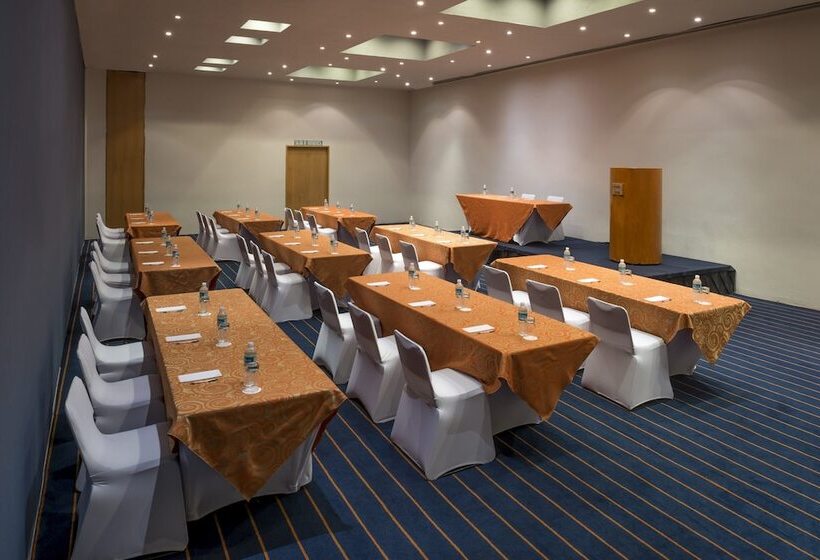 酒店 Real Inn Nuevo Laredo