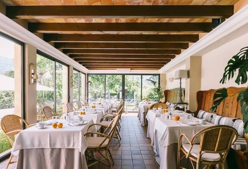 هتل روستایی Finca Ca'n Quatre