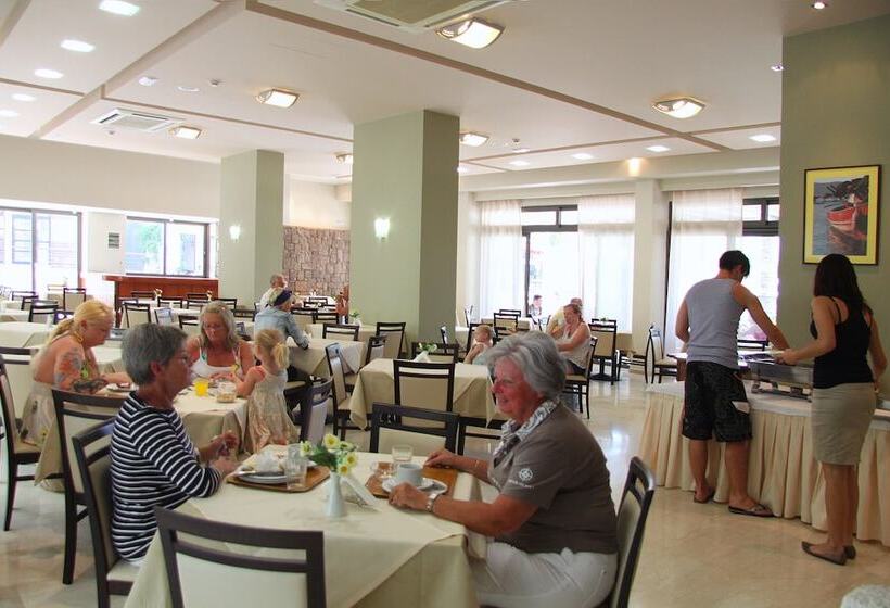 ホテル Saint Constantin