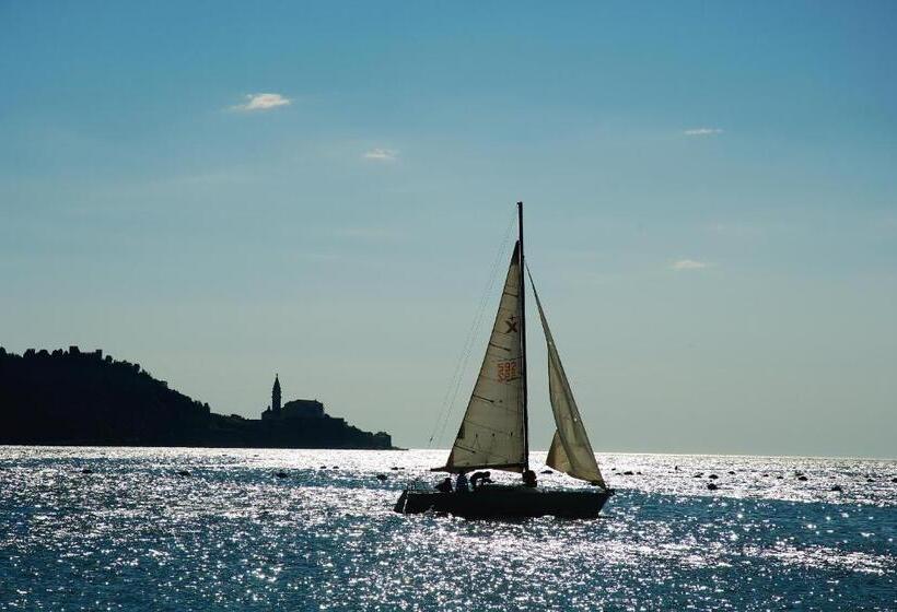 هتل Svoboda  Terme Krka