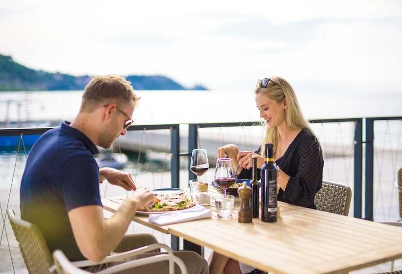 هتل Svoboda  Terme Krka