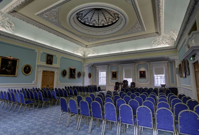 Отель Ten Hill Place