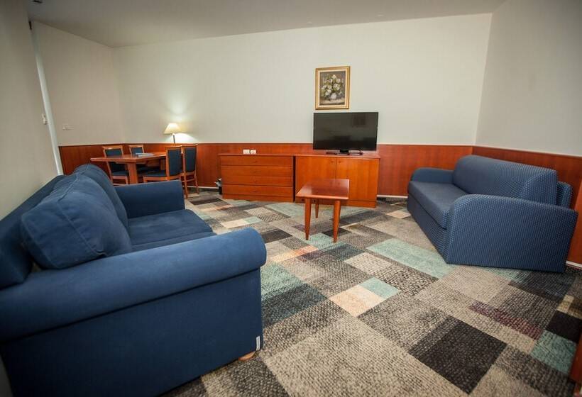 هتل Toplice   Terme čatež