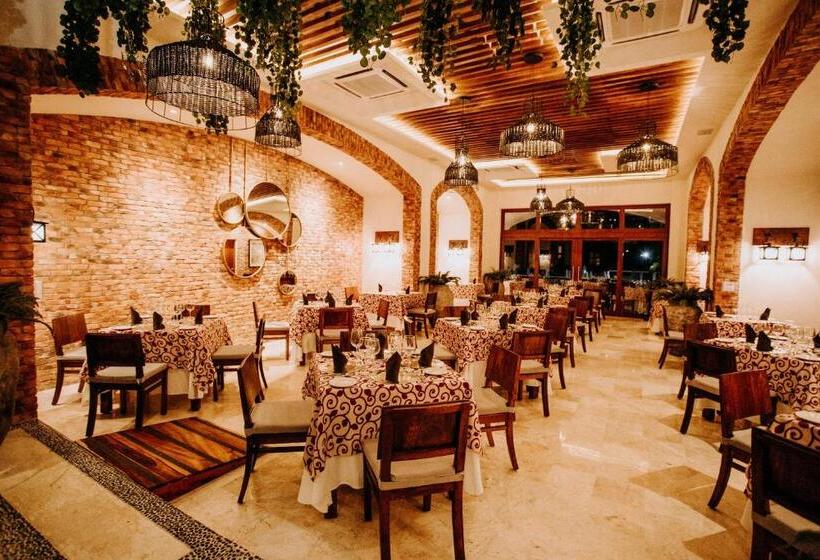 酒店 Tesoro Ixtapa Beach Resort