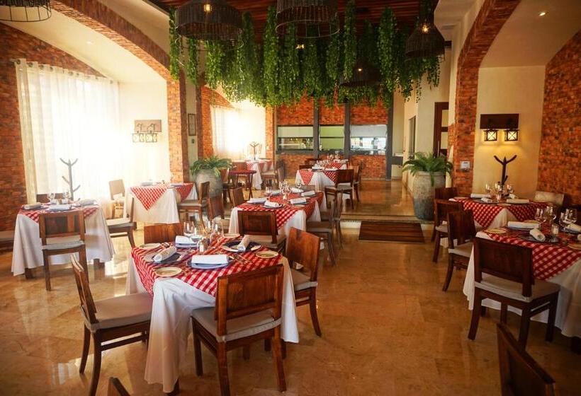 ホテル Tesoro Ixtapa Beach Resort