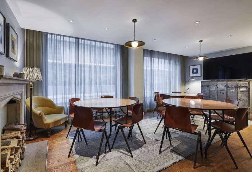 בית מלון כפרי The Hoxton, Shoreditch