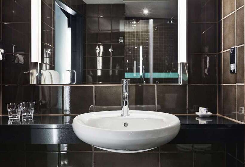 בית מלון כפרי The Hoxton, Shoreditch