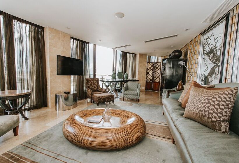 فندق The Michelangelo Towers