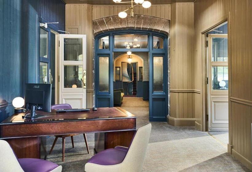 Отель The Tongue