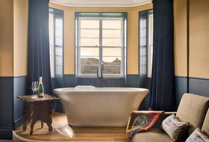 Отель The Tongue