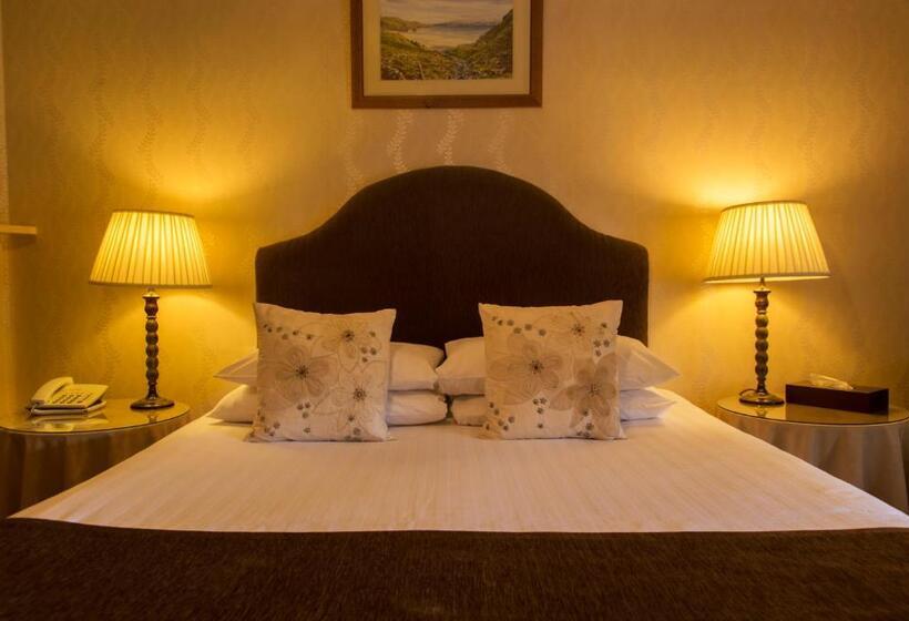 Отель The Tongue