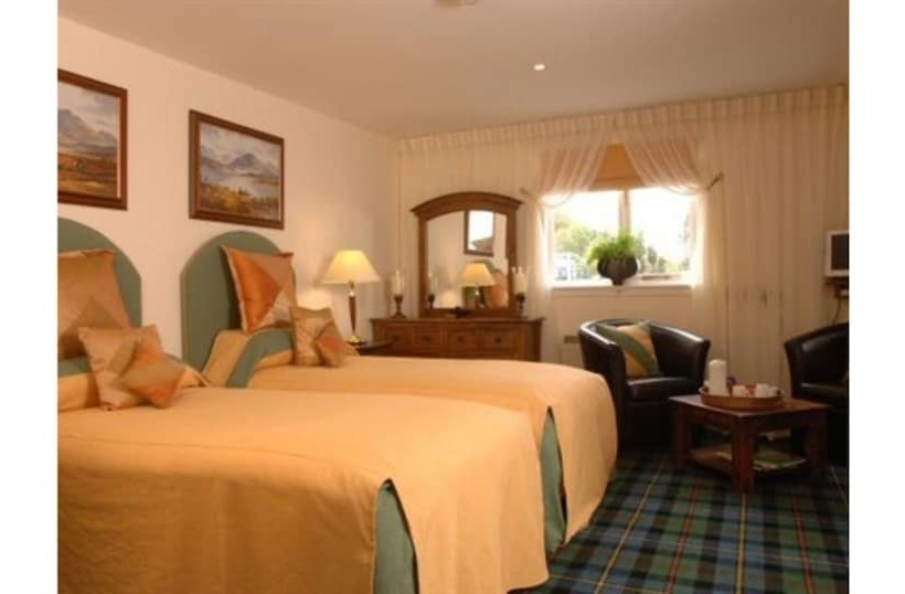 هتل Wide Mouthed Frog  And Restaurant