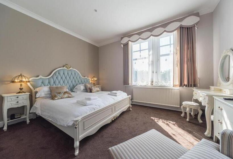 בית מלון כפרי Tinto