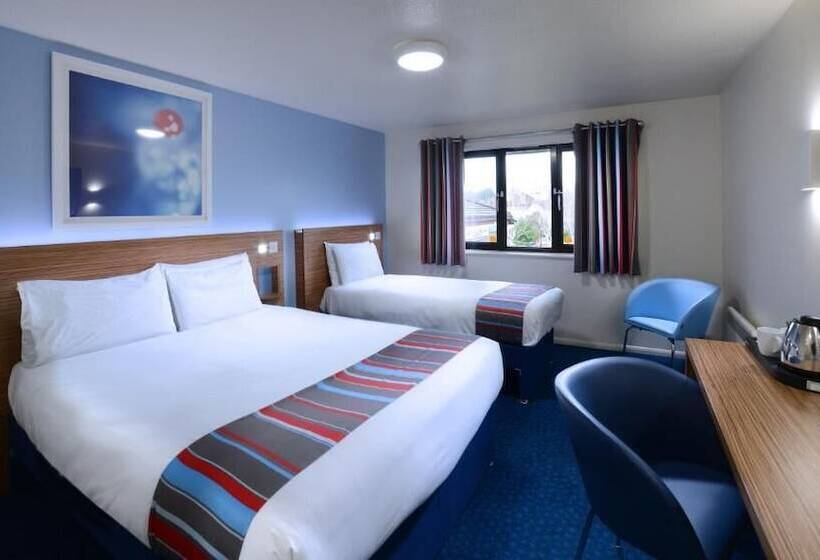 בית מלון כפרי Travelodge Dublin Airport North  Swords