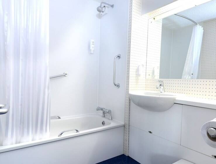 هتل Travelodge Dublin City Rathmines