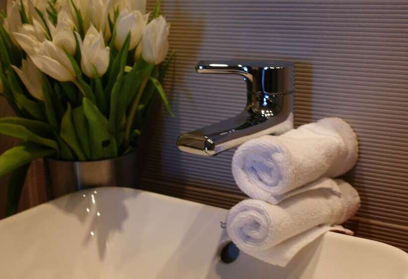 هتل Unique Boutique