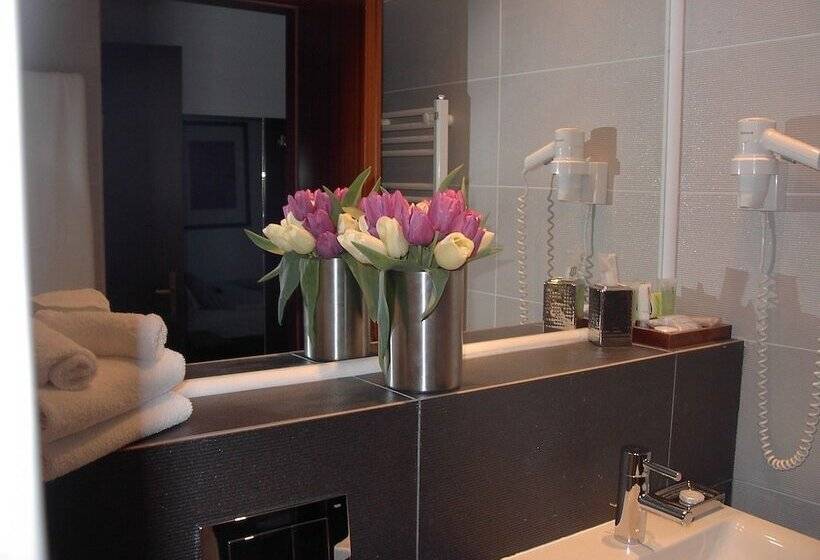 هتل Unique Boutique