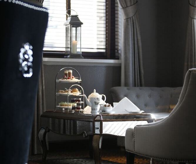 The Vermont Hotel & Vermont Apart