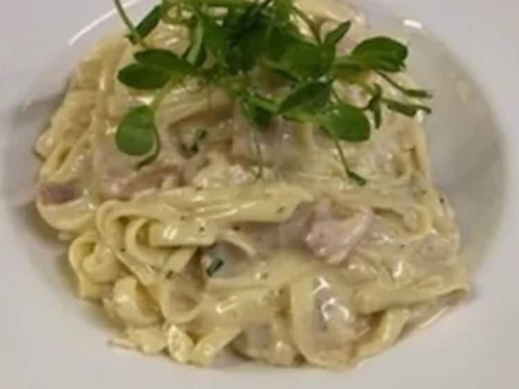 Отель White Sands