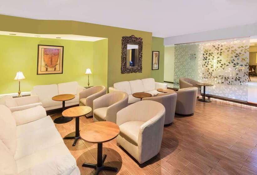 فندق Wyndham Garden Obregon