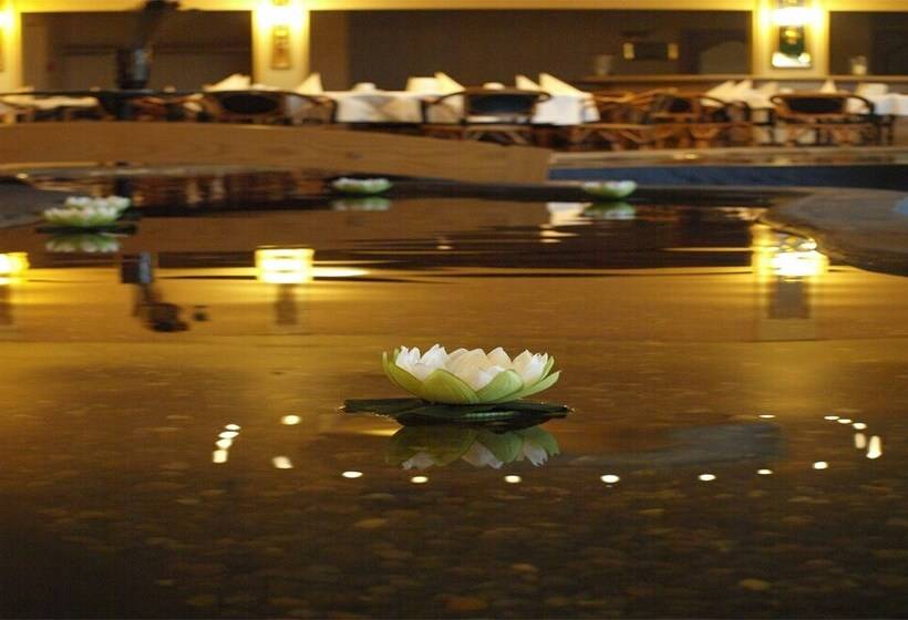 Отель Wyndham Garden Donaueschingen