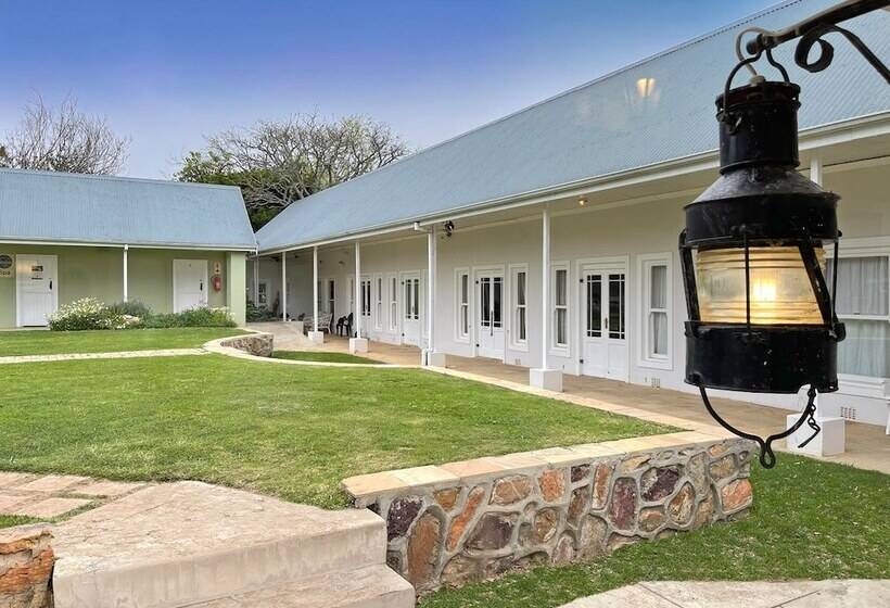 هتل Zuurberg Mountain Village