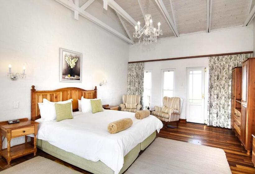 هتل Zuurberg Mountain Village