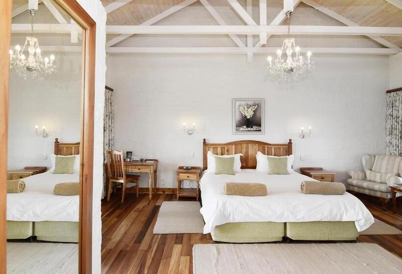 هتل Zuurberg Mountain Village