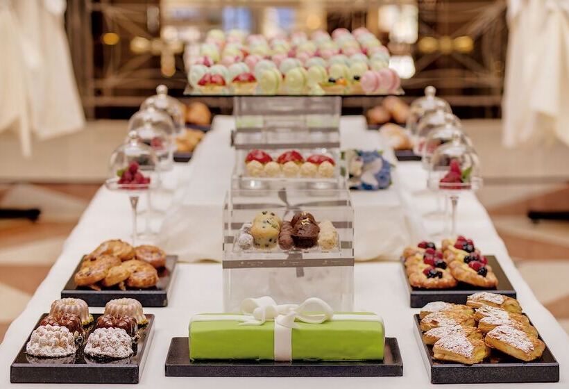 Kempinski Hotel Moika 22