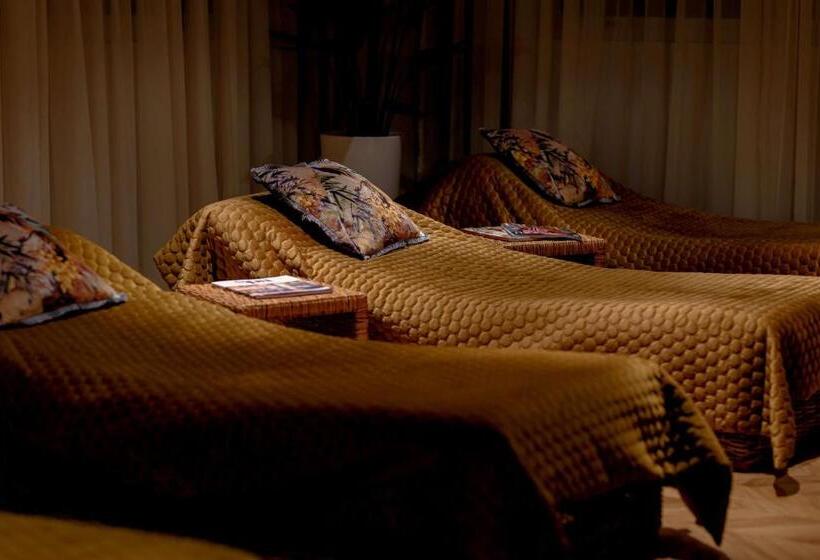 Radisson Blu Hotel & Spa, Little Island Cork