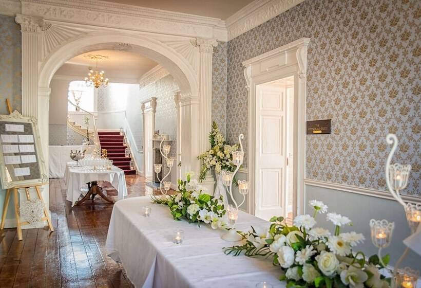 Radisson Blu Hotel & Spa, Little Island Cork