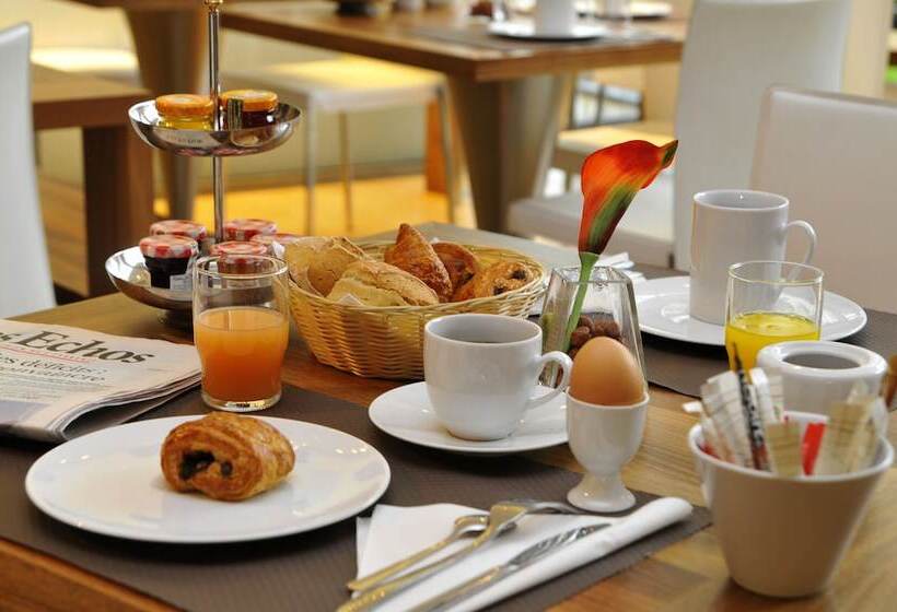 Residhome Courbevoie La Défense