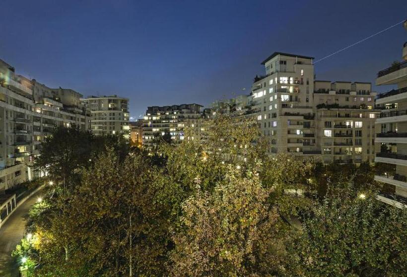 Residhome Courbevoie La Défense